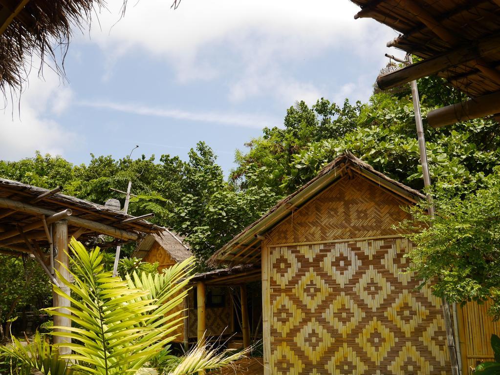 Charlie Hut Bungalow Hotel Ko Phi Phi Bilik gambar